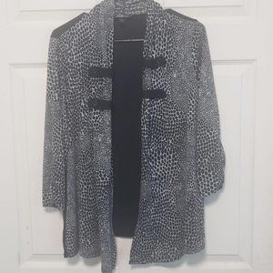 AGB petite Women's Cardigan Size P/XL